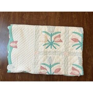 Vintage Arch Quilts Tulip Patchwork Hand Sewn Flowers Cutter 60"x80"